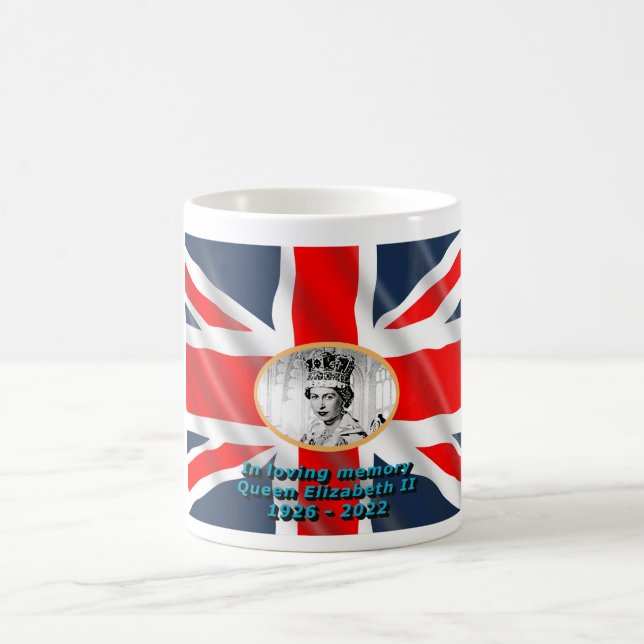 Queen Elizabeth II i kärleksfullt minne Kaffemugg (Center)