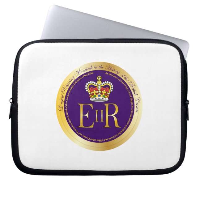 Queen Elizabeth II Reign Laptop Sleeve (Framsidan)