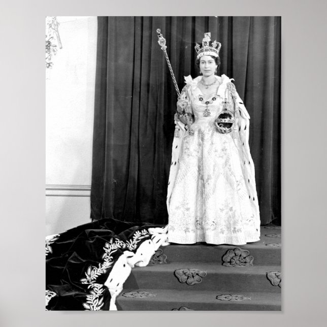 Queen Elizabeth II Wearing Her Coronation Poster (Framsidan)