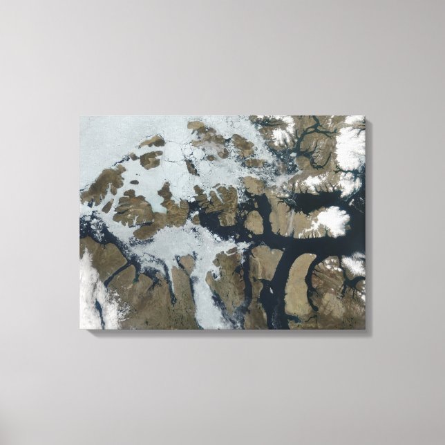 Queen Elizabeth Islands Canvastryck (Framsida)