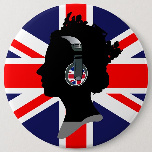 QUEEN ELIZABETH WITH HEADPHONES AND UK FLAGGA KNAPP (Framsida)