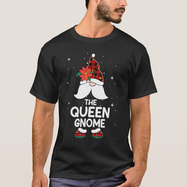 Queen Gnome Buffalo Play Matching Family Christma T Shirt (Framsida)
