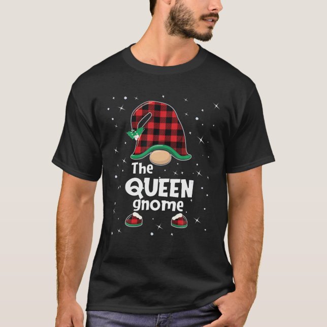 Queen Gnome Buffalo Play Matching jul T Shirt (Framsida)