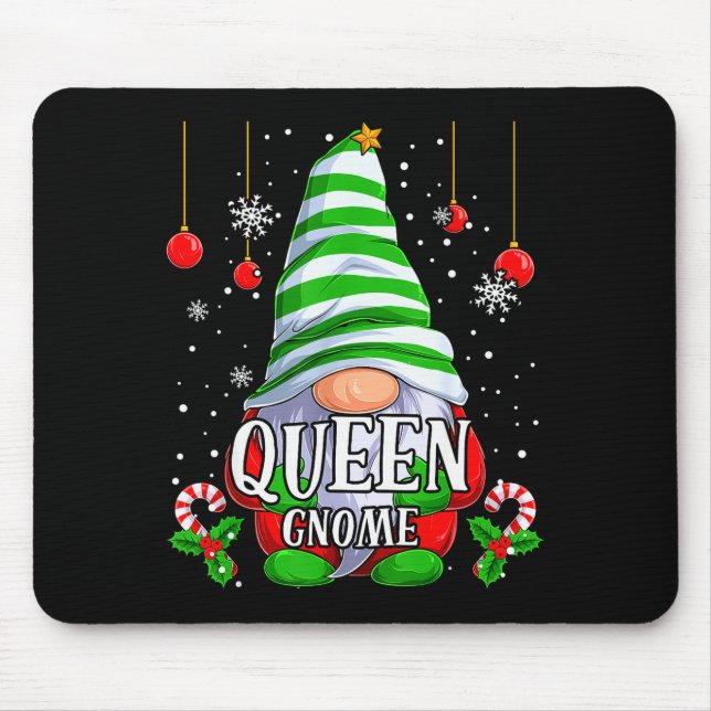 Queen Gnome Christmas Pajamas Matching Family Grou Musmatta (Framsidan)