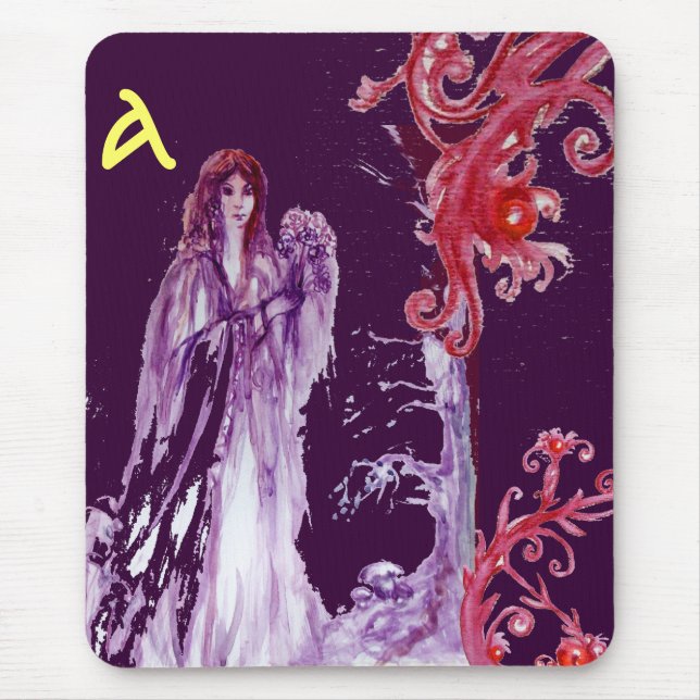 QUEEN GUINEVERE MONOGRAM MUSMATTA (Framsidan)