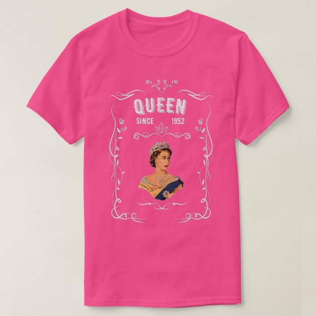 Queen II - Elizabeth S England - Queen of England  T Shirt (Design framsida)