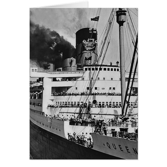 Queen Mary Enters Port Hälsningskort (Framsidan)