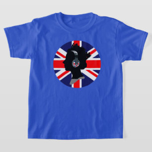 QUEEN MED HUVUDVÄGG OCH UTFORMNING AV FLAGGA I ST T SHIRT