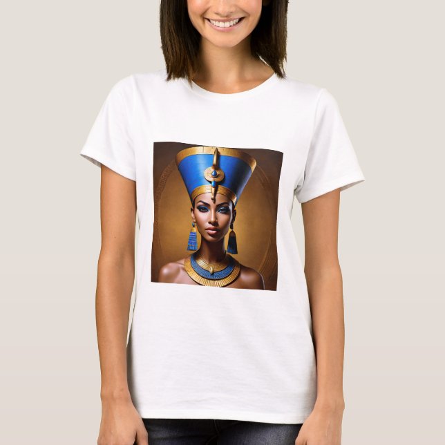 "Queen Nefertiti" Vackert Ancient African Queen T Shirt (Framsida)
