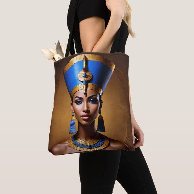 "Queen Nefertiti" Vackert Ancient African Queen Tygkasse (Närbild)