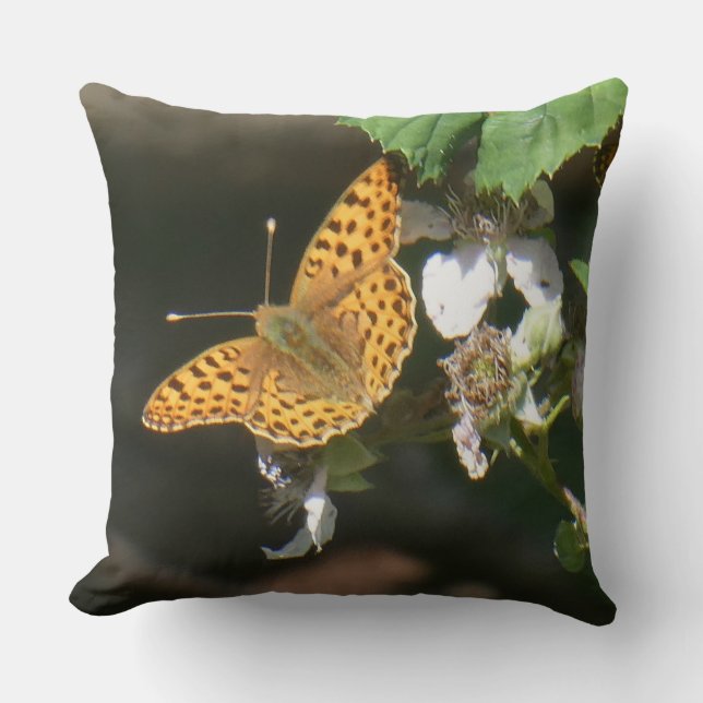 Queen of Spain fritillary Butterfly Throw Pillow Kudde (Framsida)