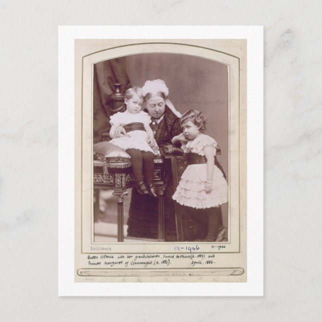 Queen Victoria (1819-1901) med sina barnbarn, Vykort (Framsida)