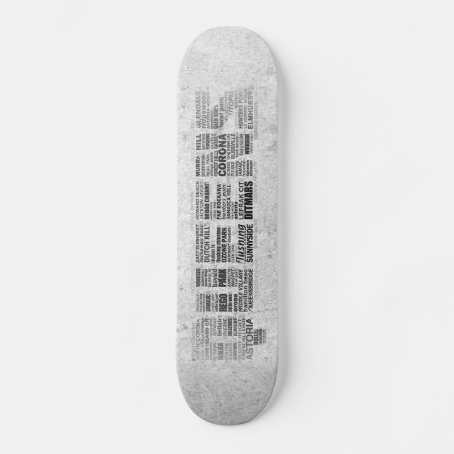 Queens New York Typography Skateboard (Framsida)