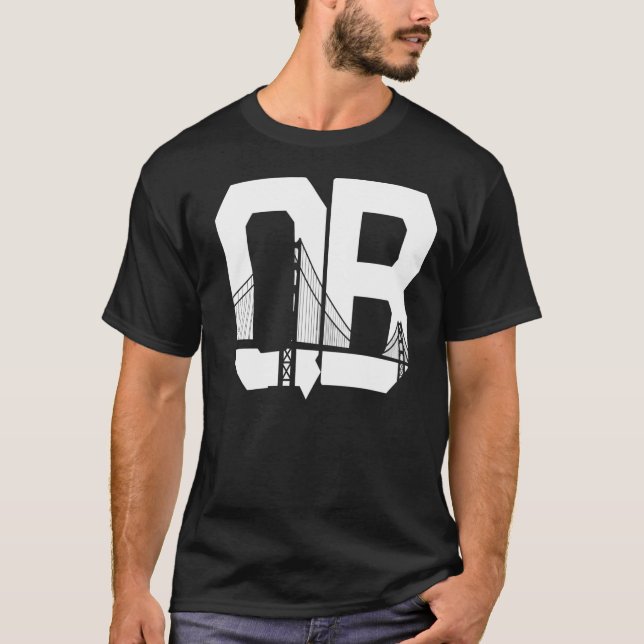 Queensbridge "QB" T-tröja Tee Shirt (Framsida)