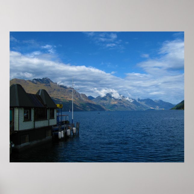 Queenstown Lakeside Dock Poster (Framsidan)