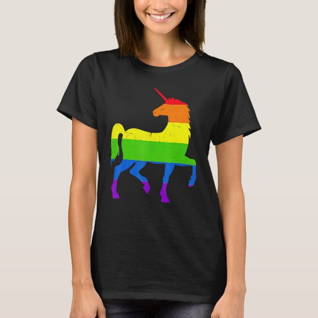 Queer Gay Pride Month Rainbow Flag Fantasy Unicorn T Shirt (Framsida)
