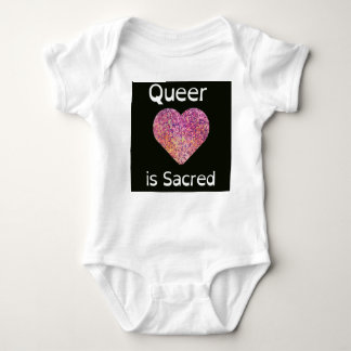 Queer Kärlek är Helig T Shirt