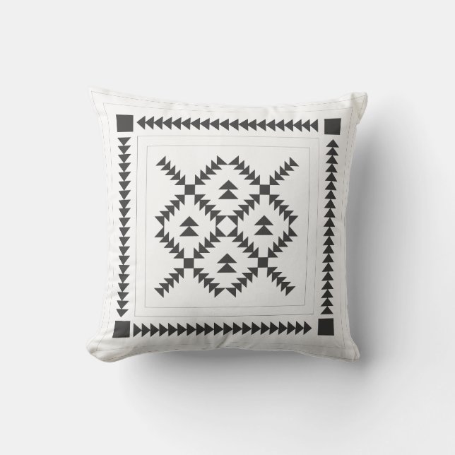 Quiltblock geometrisk design i svart och vitt kudde (Framsida)