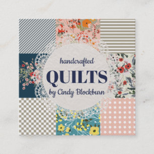 Quilter som vadderar blommigt, görar randig fyrkantigt visitkort