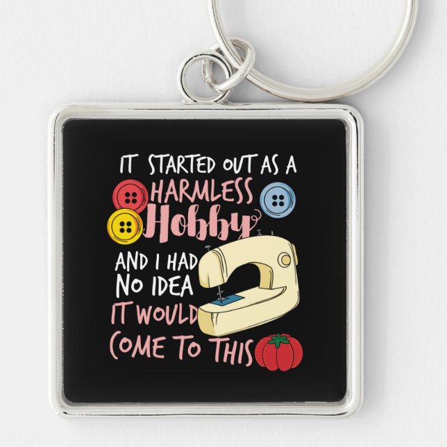 Quilting Fyrkantig Silverfärgad Nyckelring (Framsidan)