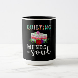 Quilting Mends Soul Quilter Gift   Kasta Älskare Två-Tonad Mugg