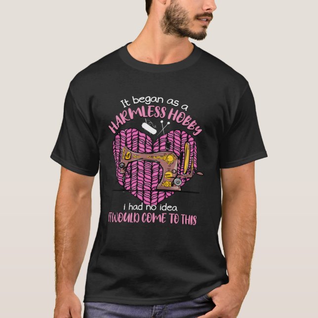 Quilting Saying Sewing Quote Quilt Hobby Graphic T T Shirt (Framsida)