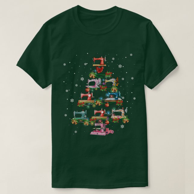 Quilting Sewing Machine Christmas Tree Xmas Lights T Shirt (Design framsida)