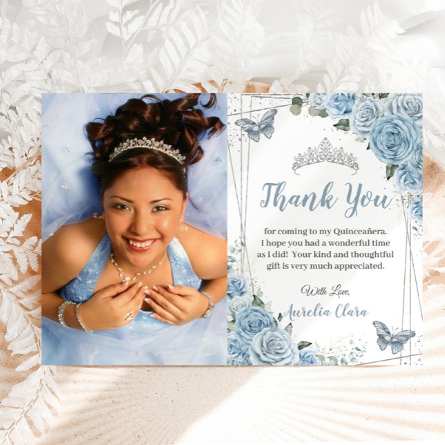 Quinceañera Babyblå Blommig Foto Tacksamhetskort Inbjudningar (baby blue roses floral Quinceañera sweet 16 birthday photo picture thank you cards printed download)