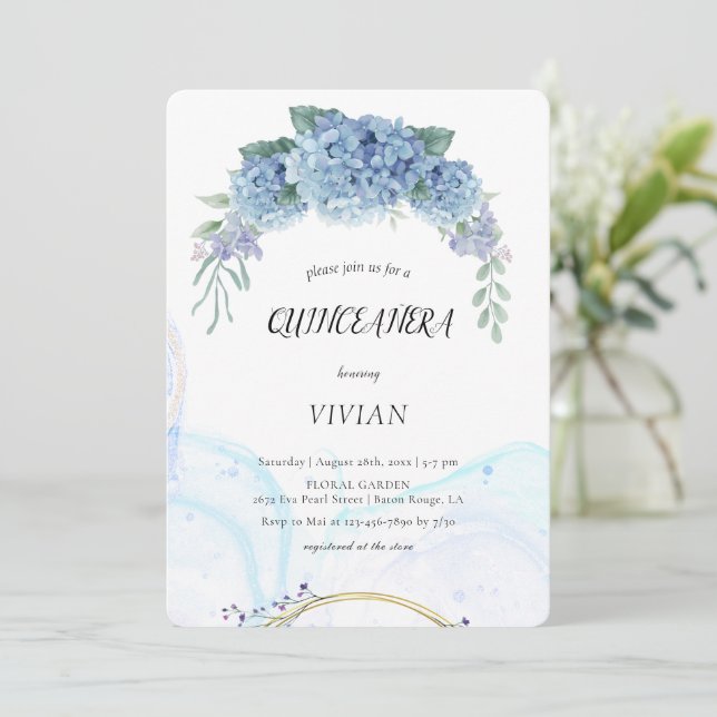 Quinceanera-inbjudan till Modern Blue lila Blommig Inbjudningar (Stående Fram)