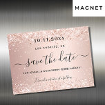 Quinceanera ro guld  spara datum magneter<br><div class="desc">A Spara datummagnetkortet för en Quinceañera,  15:e födelsedagsfesten. En ro guld-bakgrund som dekorerats med faux glitter, gnistor. Anpassa och lägg till datum och namn/ålder. Texten: Spara datumet skrivs med ett stort trendig-handskript i stil med dekortecken.</div>