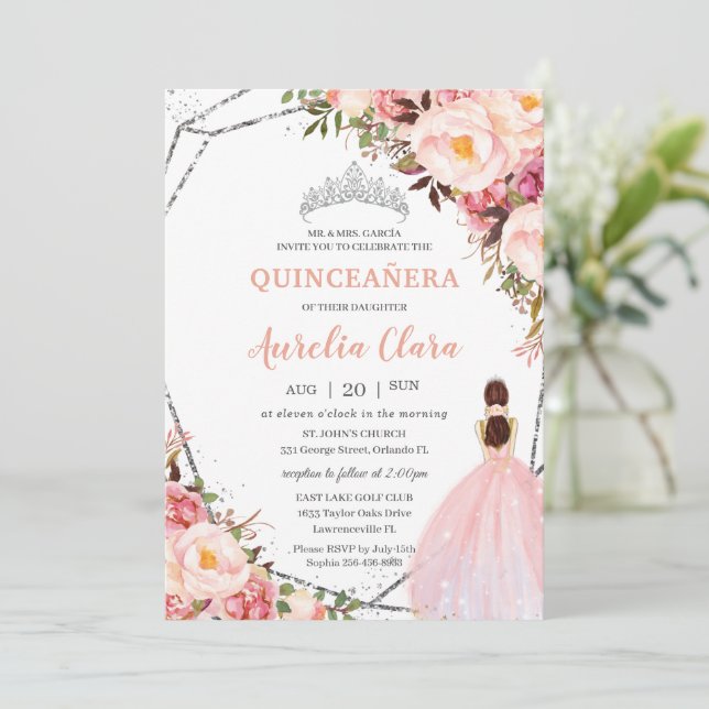 Quinceañera  Rosa Blommigt Princess Silver Invi Inbjudningar (Stående Fram)