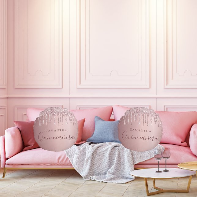 Quinceanera  rosa droppar monogram rund kudde (Skapare uppladdad)