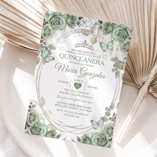 Quinceañera Sage Grönt & Silver Krona Butterfly Inbjudningar (Skapare uppladdad)