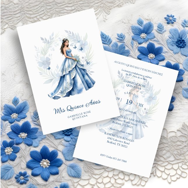 Quinceañera Sophisticated Blue Floral Garland Inbjudningar (Spanish Quinceañera Sophisticated Blue Wreath Garland and Exquisite Doll in Blue Invitation Card.)