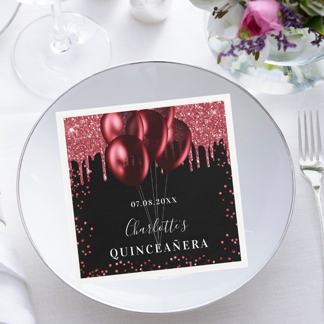 Quinceanera svarta röda glitter-ballonger pappersservett (Skapare uppladdad)
