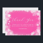 Quinceanera Winter Wonderland Snowflake Rosa Tack Kort<br><div class="desc">Vintervintern Quinceanera födelsedagskalas tack för att du har ett vackert kalligrafi omgivet av en lush snöflake och snö gräns. Snöflingor går mot bakgrund av söt rosa. Du kan faktiskt ändra bakgrunden färg till valfritt färg. All återstående text kan redigeras. Denna punkt är en del av Winter Wonderland Snowflake-samlingen. Den innehåller...</div>