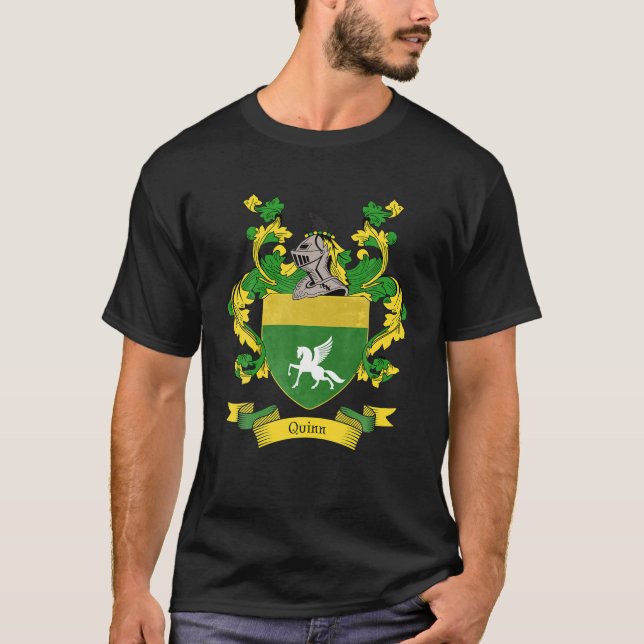 Quinn Jackar av Arm | Quinn Surname Family Crest T Shirt (Framsida)