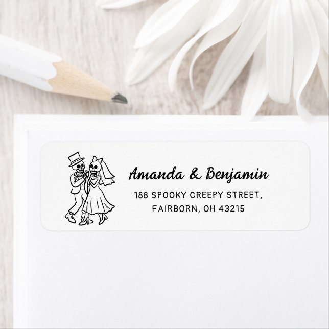 Quirky Hand plockade Doodle Skelton Halloween Returadress Etikett (Insitu)