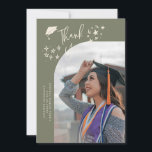 Quirky Thank You Stars Sage Green Graduate Photo Meddelande<br><div class="desc">Quirky and whimsical graduation announcement photo card featuring a curved photo on the front and 1 on the back. The text says "Thank You" with hand drawn stars and a graduation cap. Add the graduate's name,  information,  and message to personalize this card. Sage green background.</div>