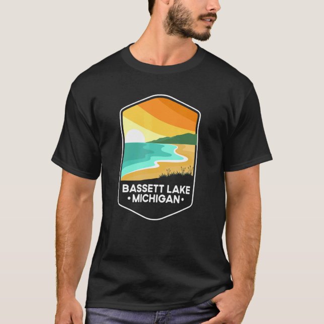Quote Bassett Lake Loon Michigan T Shirt (Framsida)