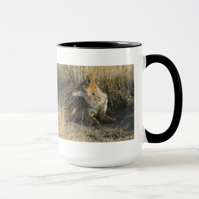 R16 Coyote Liggande Mugg (Höger)