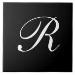 R Monogram inledande vit på svart Kakelplatta<br><div class="desc">Classic White Brev Monogram på Black Background,  R.</div>
