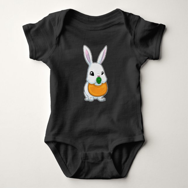 Rabbit Bib Nappar T Shirt (Framsida)
