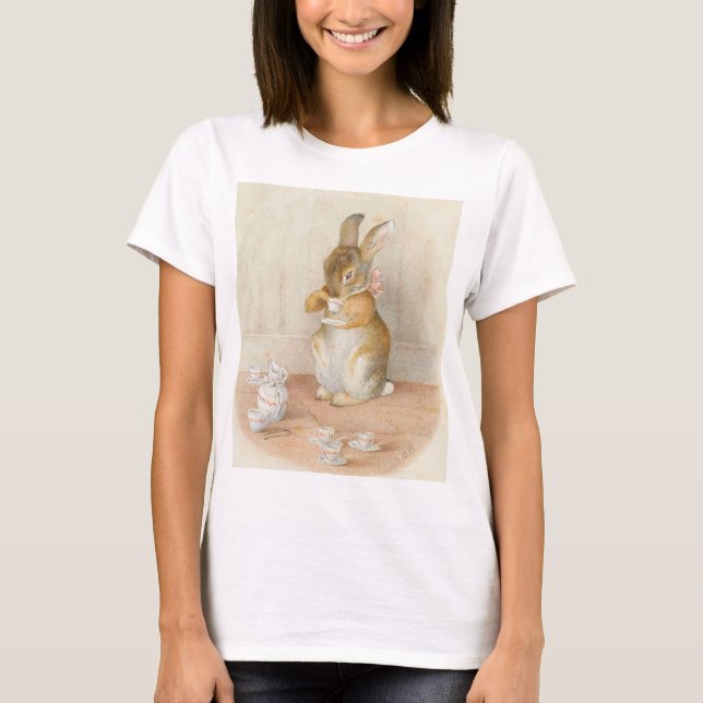 Rabbit Tea Party - Beatrix Potter T Shirt (Framsida)