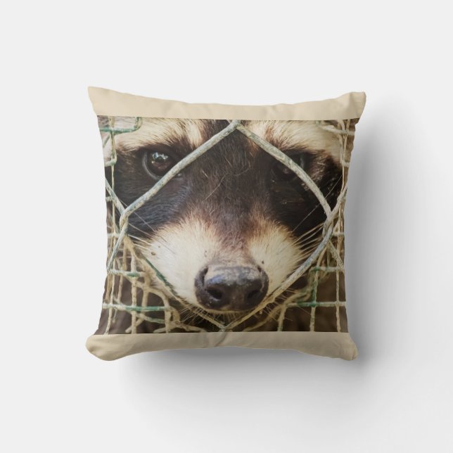 RACCON PÅ PILLOW KUDDE (Framsida)