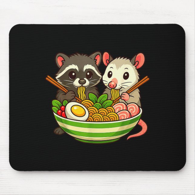 Raccoon And Ossum Eating Ramen Noodles  Musmatta (Framsidan)