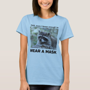 Raccoon Covid frågar efter masken från Funnycomb T Shirt