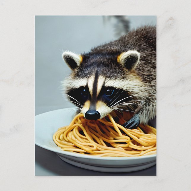Raccoon Eating Spaghetti Postcard Vykort (Framsida)