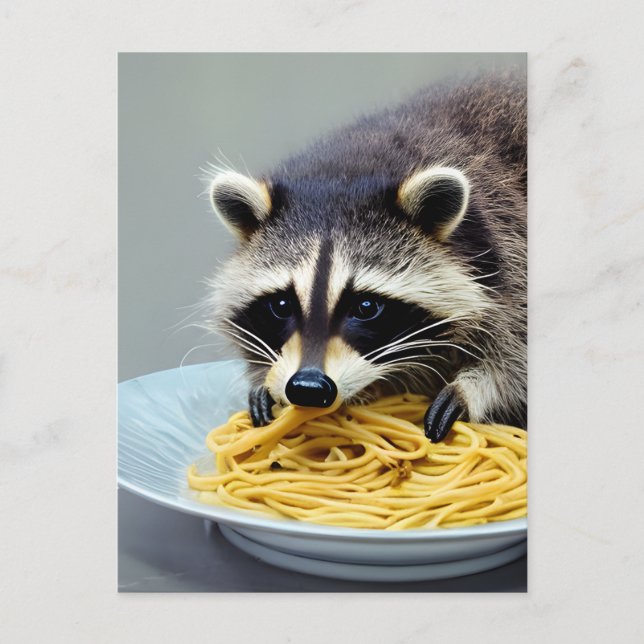 Raccoon Eating Spaghetti Vykort (Framsida)