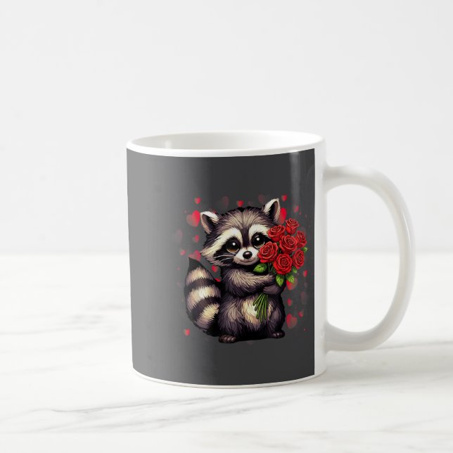 Raccoon Holding Red Rose Cute Raccoon Valentine An Kaffemugg (Höger)